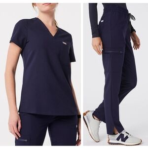 Figs Set Catarina top High Waisted Dowa Pants Navy XS Petite scrubs